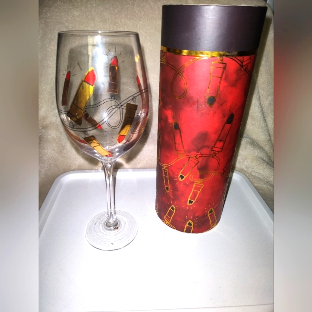 Paper Destiny Lipstick Wine Glass